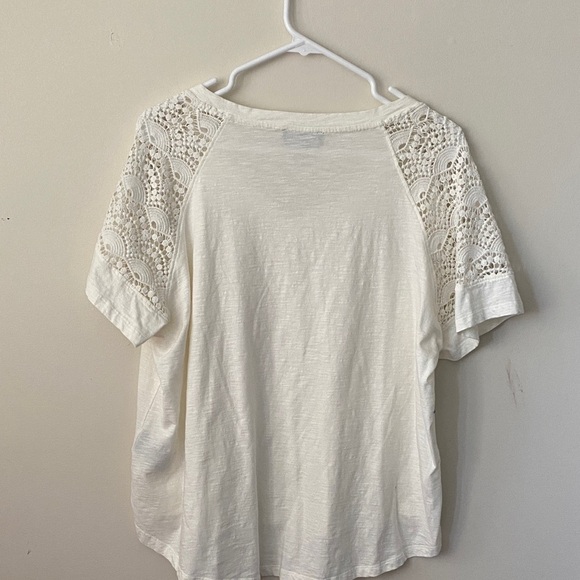 Grace Women's Ivory Crochet Sleeve Top - Picture 3 of 3